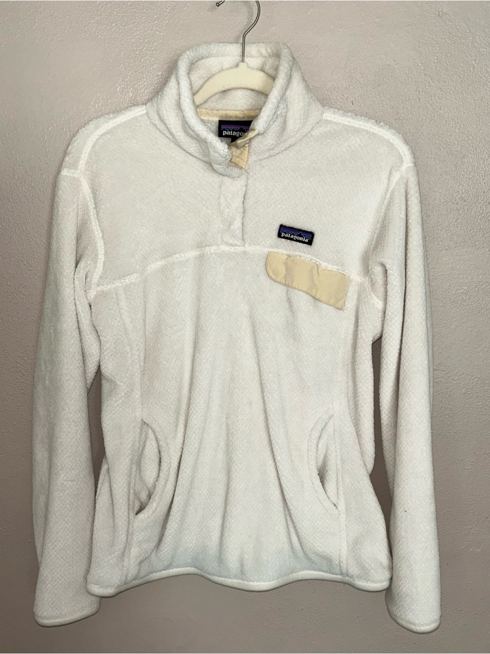 Patagonia White Fleece Snap-T Pullover with Cream Patch